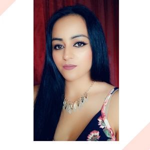 Meet your Posher, Lorena